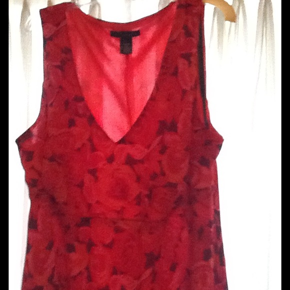 🌷Pretty floral dress🌷 SOLD - Picture 2 of 3