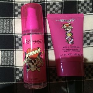 Ed Hardy shower gel and hair mist
