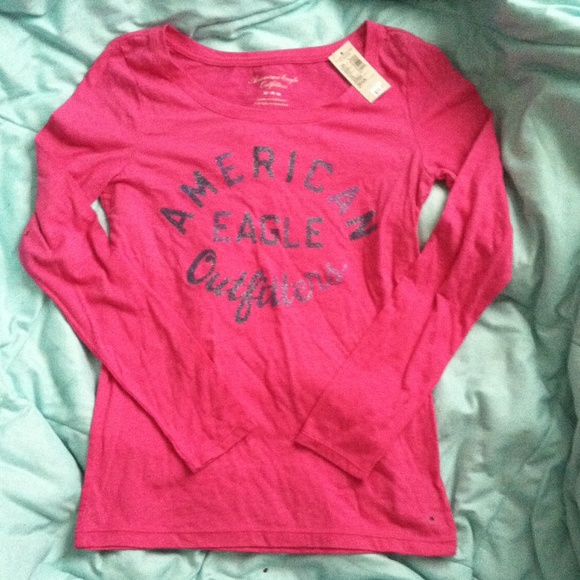 Long sleeve American Eagle shirt NWT 🎉