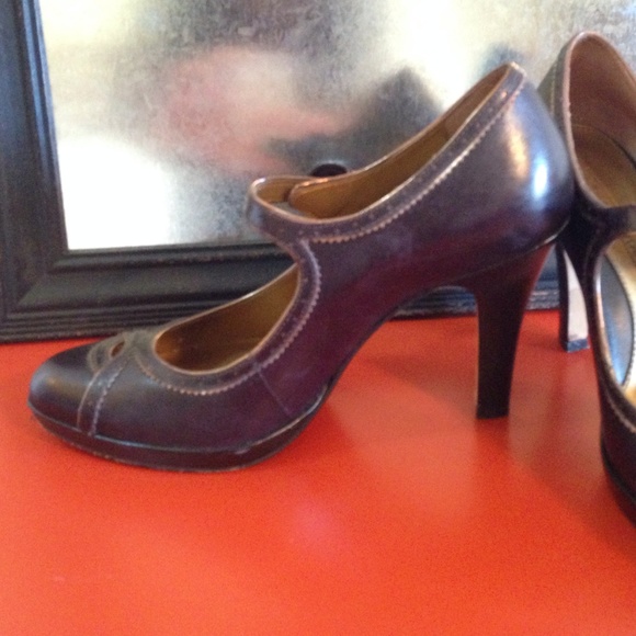 Circa Joan & David brown leather heels - Picture 2 of 3