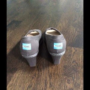Women's New Tom wedges sz10