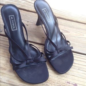 FREE WITH PURCHASE Black heels