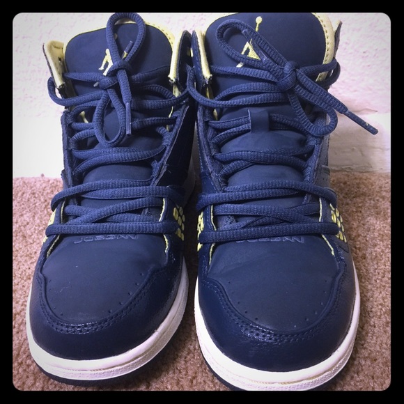 Air Jordan shoes