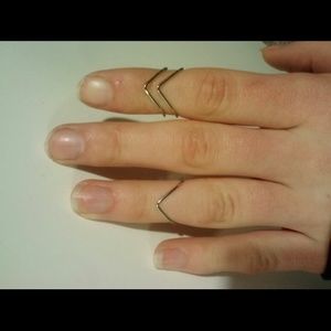 3-for-1 chevron midi rings