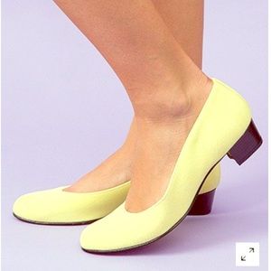 American Apparel Leslie pumps