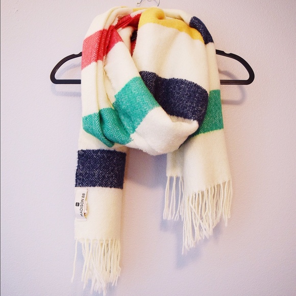 Madison88 winter scarf