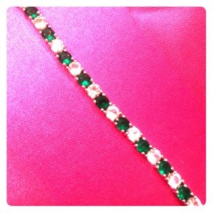 Emerald & White Sapphire Tennis Bracelet 💎