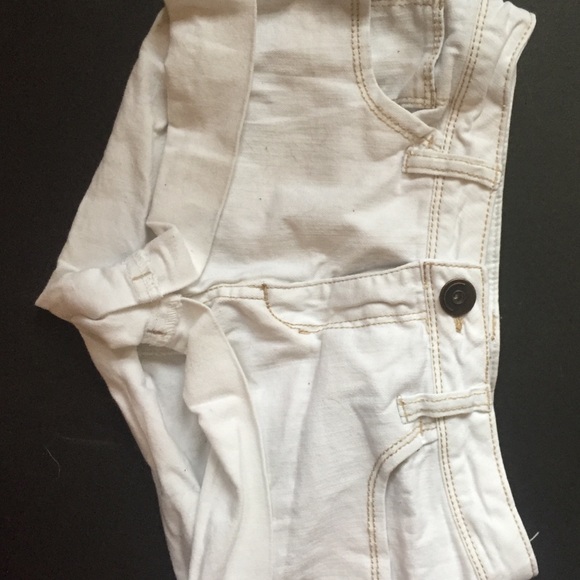 White shorts size 0