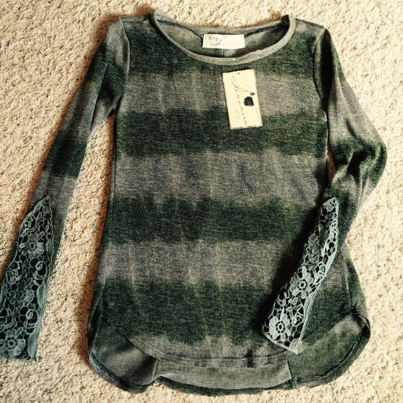 Vintage Havana long sleeved top