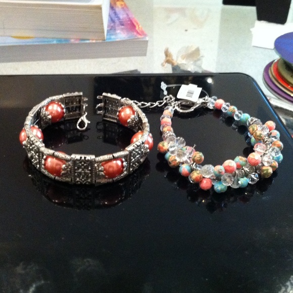 2 bracelets