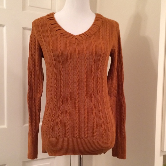 Eddie Bauer Sweater - Picture 1 of 5