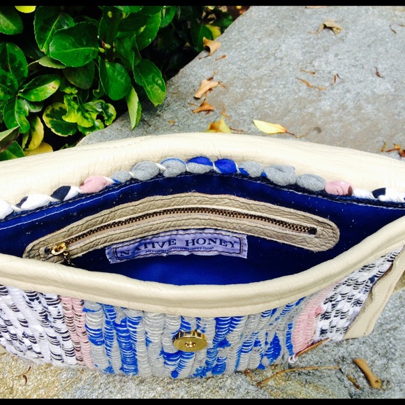 Leather Honeycomb Clutch - Picture 3 of 4