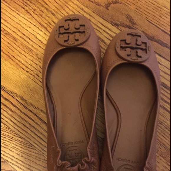 Tory burch tan reva flats
