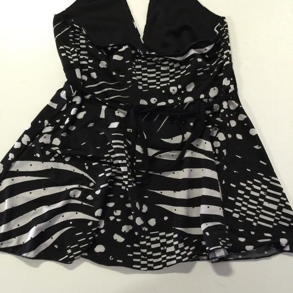 ⚠️️CLEARANCE⚠️Sparkly Halter Blouse Top S - Picture 3 of 4