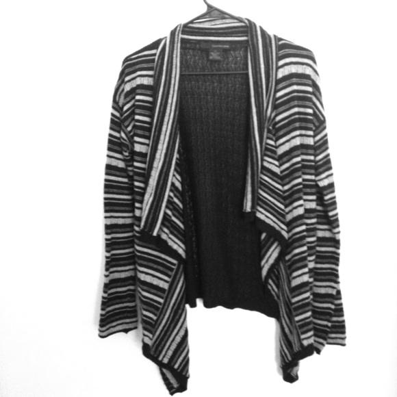 Sweater/cardigan