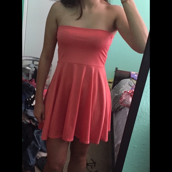 Pink strapless dress