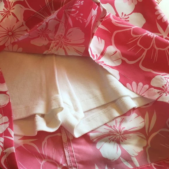 Kids flower skirt with built in shorts. - Picture 3 of 4