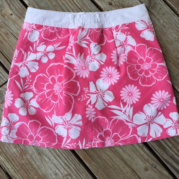 Kids flower skirt with built in shorts. - Picture 2 of 4