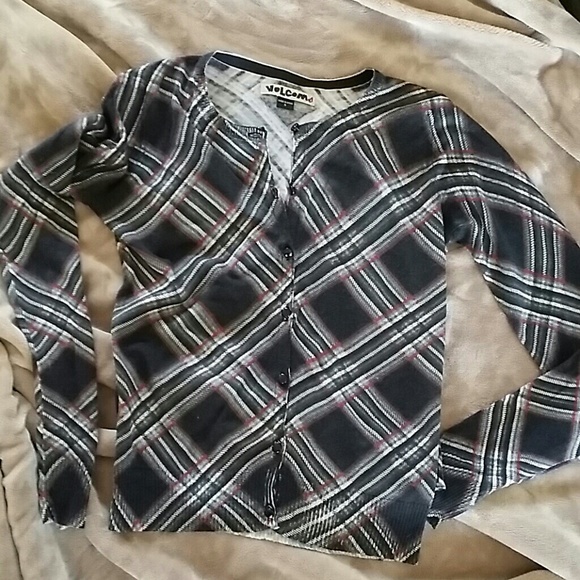 Volcom sweater