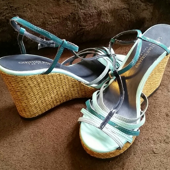 Spring Blue Strappy Wedges - Picture 3 of 4