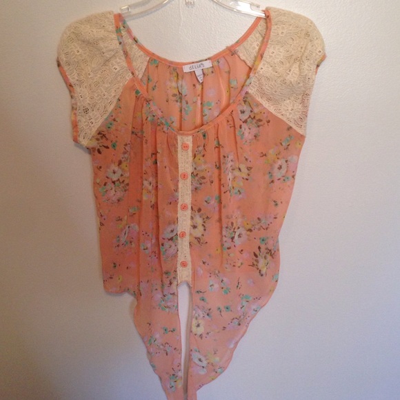 Pink floral top by dELiA's
