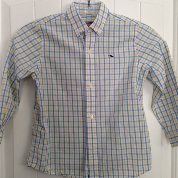 Vineyard vines long sleeve button down shirt!