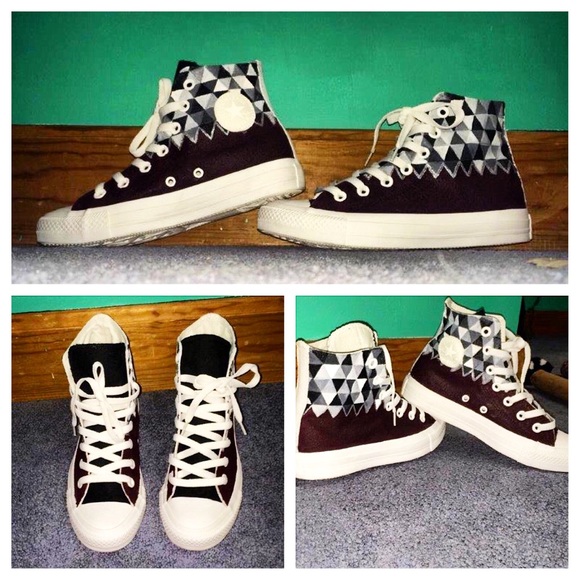 Hand Painted Custom B&W/Burgundy HighTop Converse - Picture 4 of 4