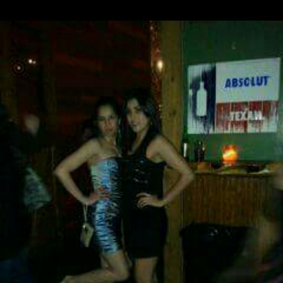 Cache little drees - Picture 3 of 3