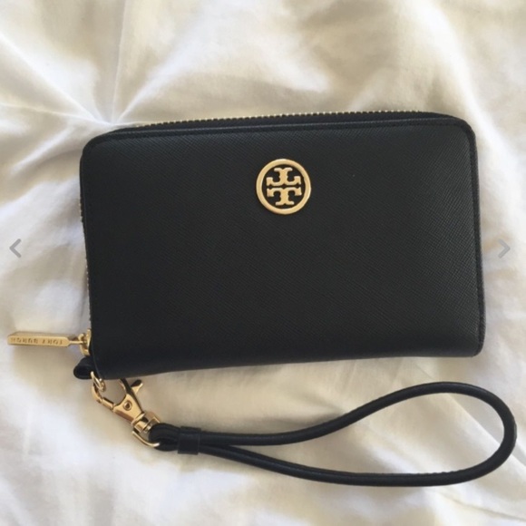 Tory Burch Robinson wristlet wallet