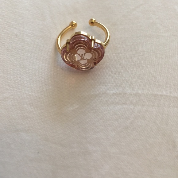 New Louis Vuitton Ring