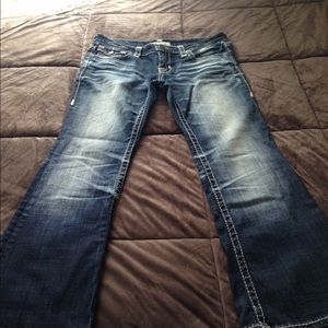 Jeans, distressed, Big Star, Sweet fit.