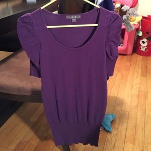 Purple sweater like shirt, with puffy sleeves