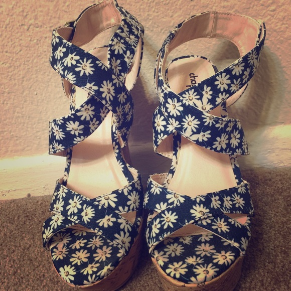Sun flower cork wedges