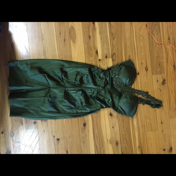 New Xscape dress never worn with tags