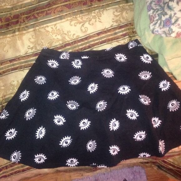 H&M eye skater skirt.