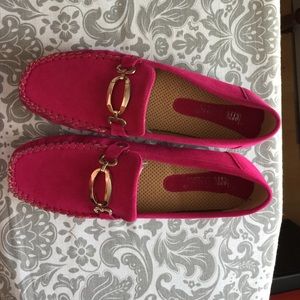 A MUST HAVE!!LOAFER!!