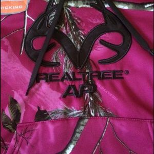 Womens Realtree AP Camo Hot Pink Pullover Hoodie