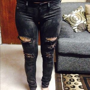 Ripped jeggings