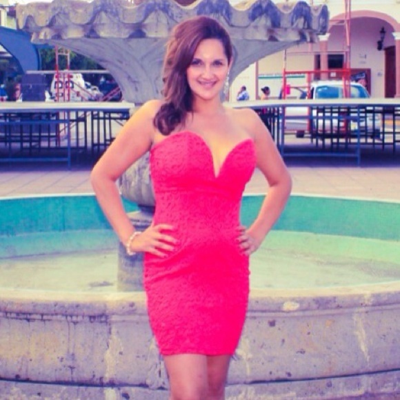 Coral sweetheart shaped neckline cocktail dress