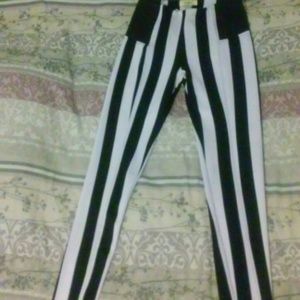 High waisted stripped skinny pants
