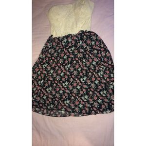 A size small strapless floral spring dress