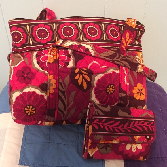 Vera Bradley Handbags - Vera Bradley bundle!