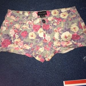 Floral shorty shorts