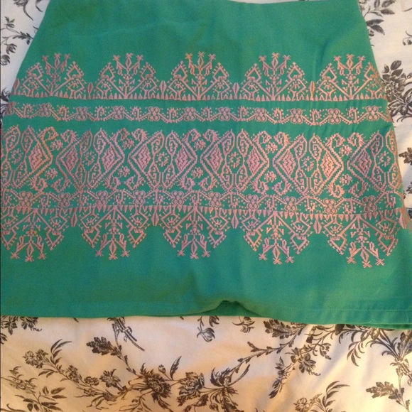 Francesca's medium skirt