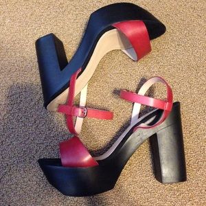 ZARA TRAFALUC SS'13 RED AND BLACK NWOT HEELS