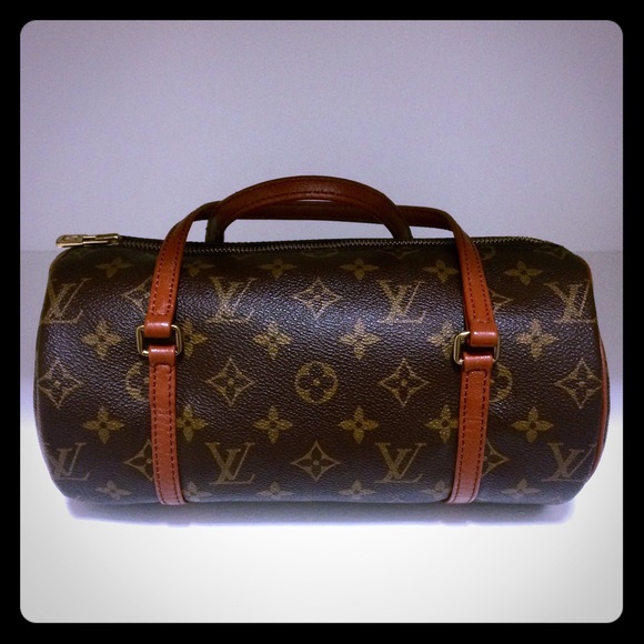 Authentic Small Louis Vuitton monogram bag.
