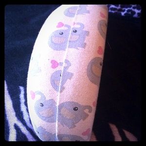 Elephant glasses case 🐘👀