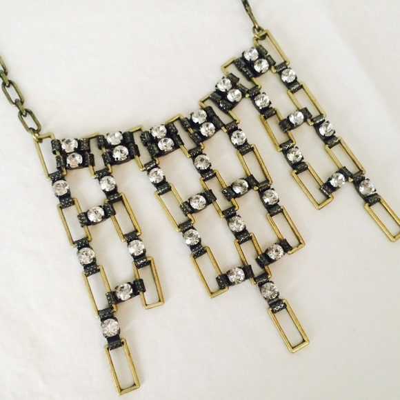💕HOST PICK! •• Urban Outfitters Necklace