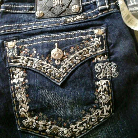 Miss me jeans size 31w 31l Beautiful glitz stitch