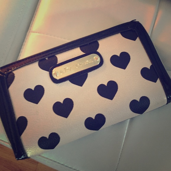 Betsey Johnson wallet